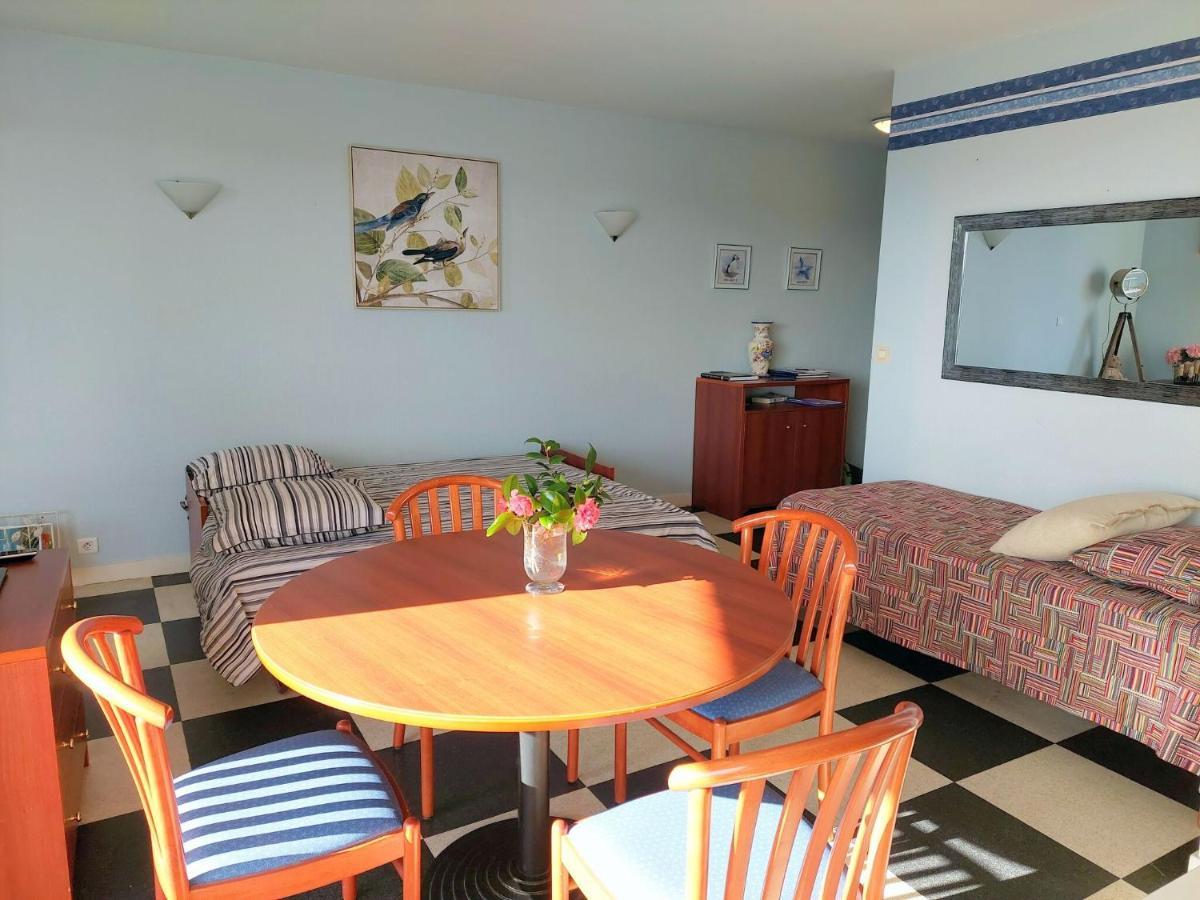 Studio With Partial Sea Views In The Popular Seaside Resort Of Беноде Екстер'єр фото